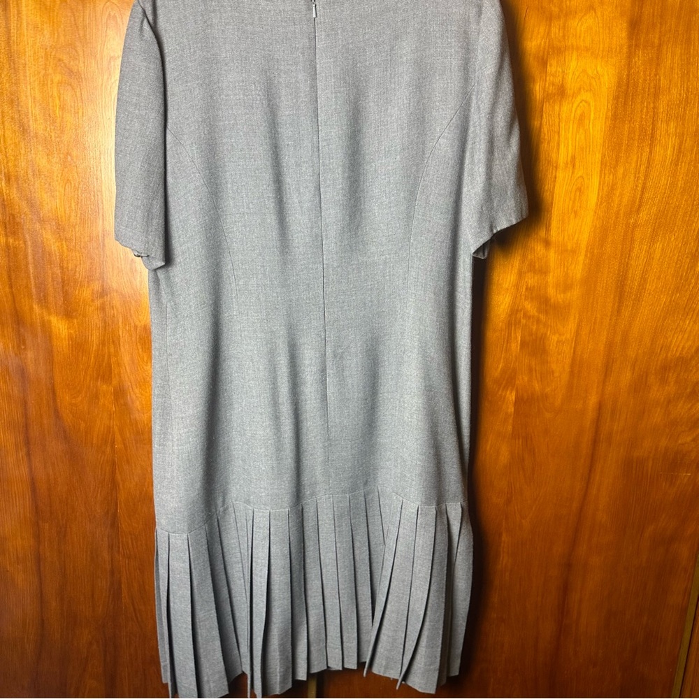 Elegant Gray Pleated Dress